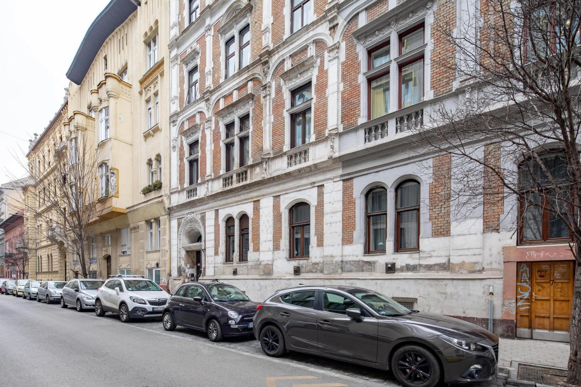 - Luxury - Very Comfy Budapest